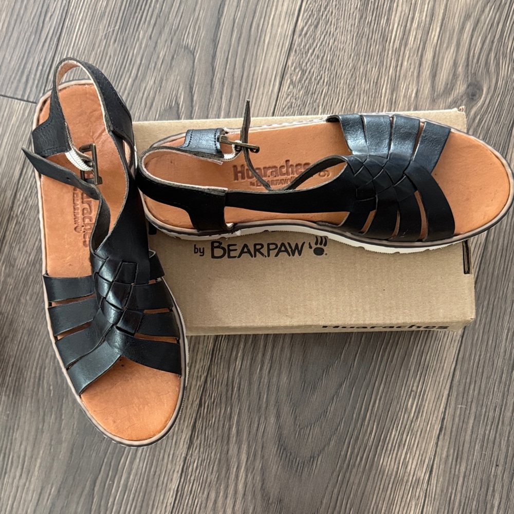 BearPaw Black Woven Leather Sandals huaraches